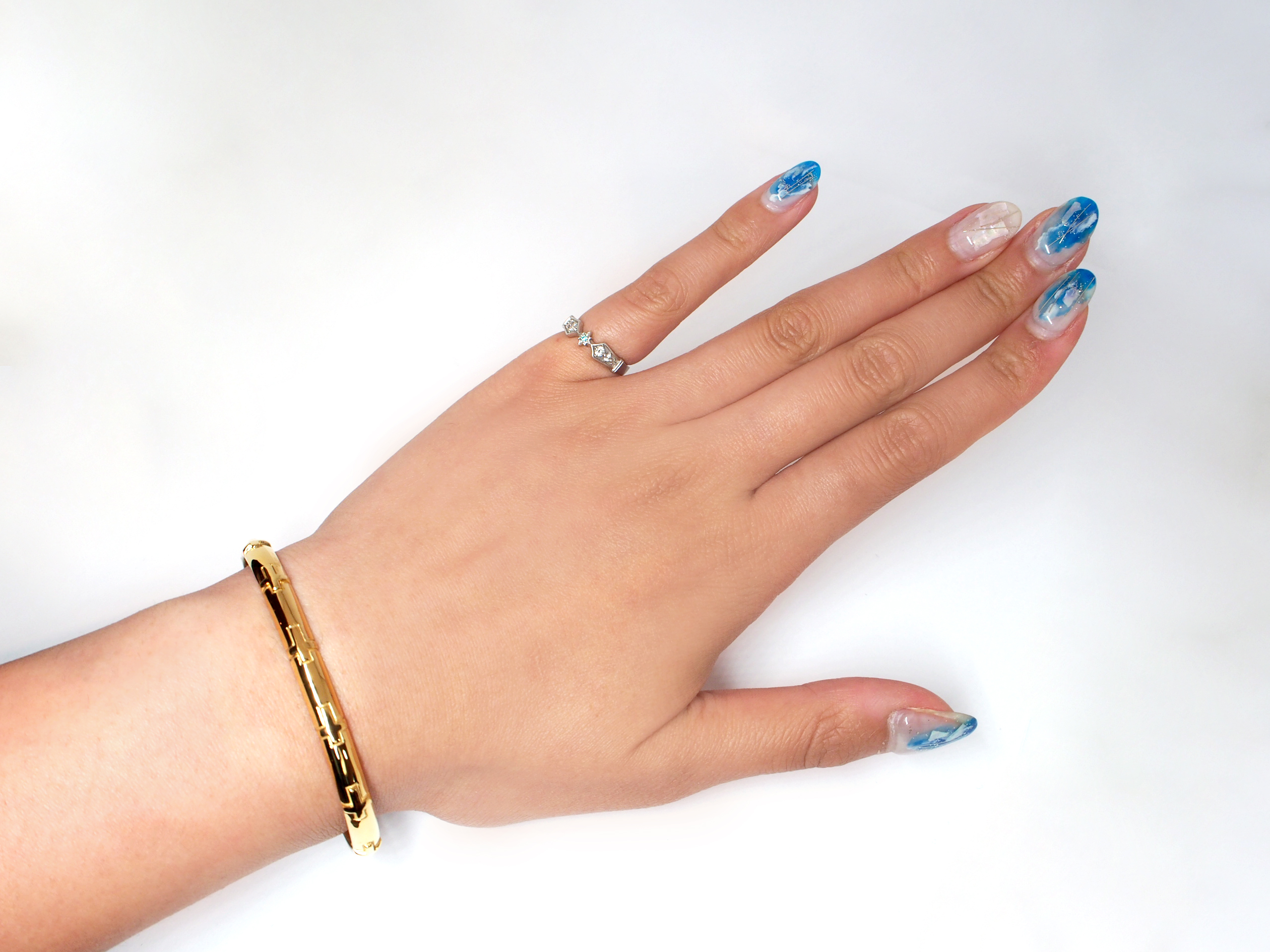 マテリアルクラウン