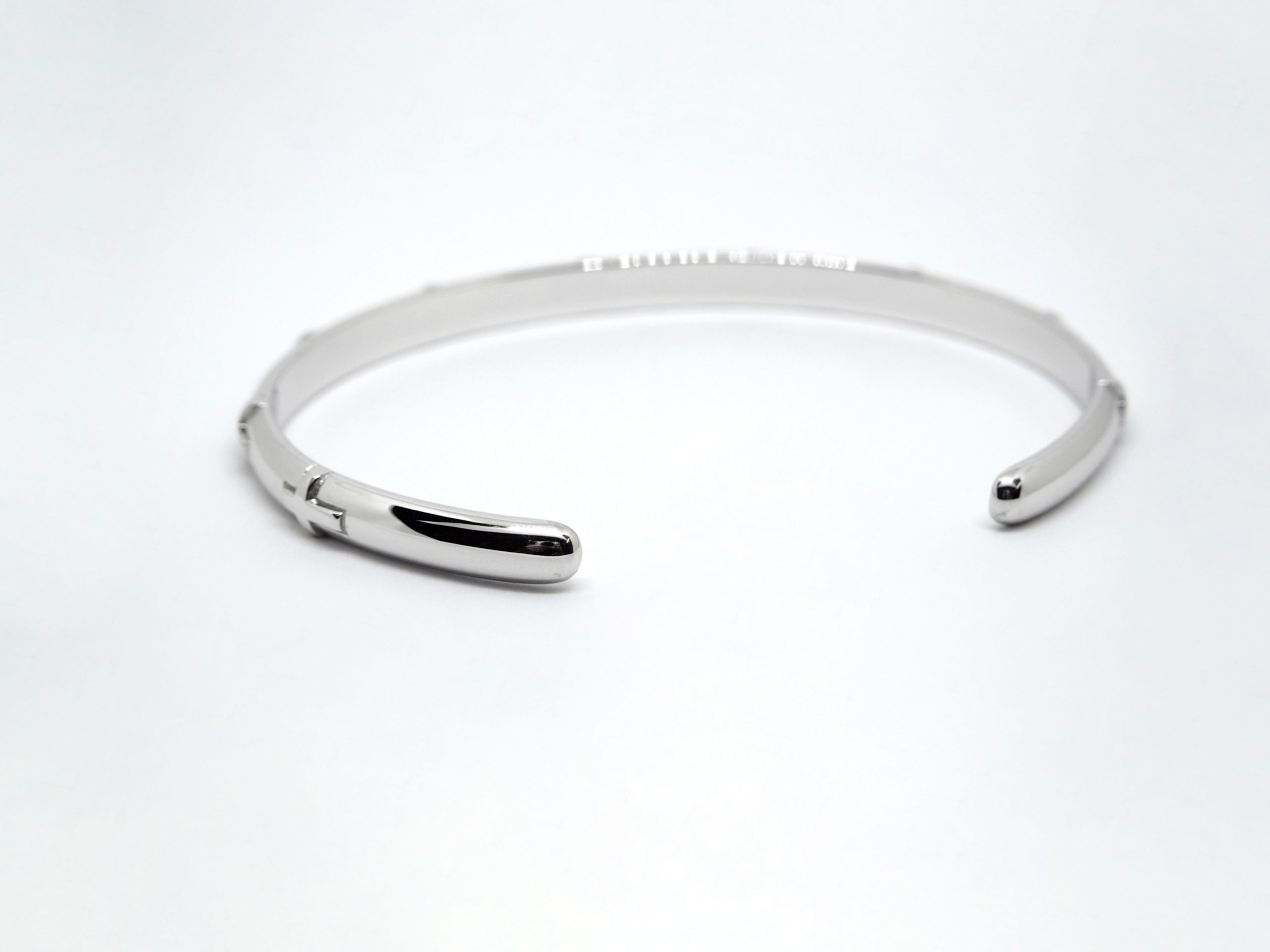 マテリアルクラウン