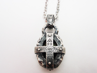 マテリアルクラウン