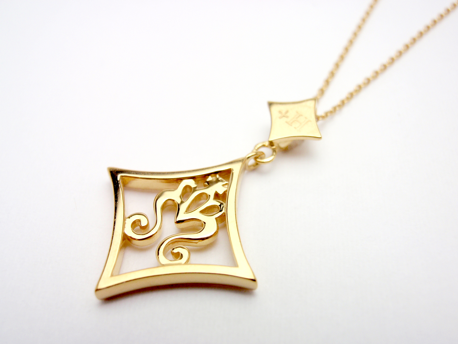 マテリアルクラウン