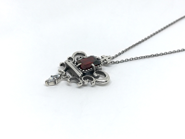 マテリアルクラウン