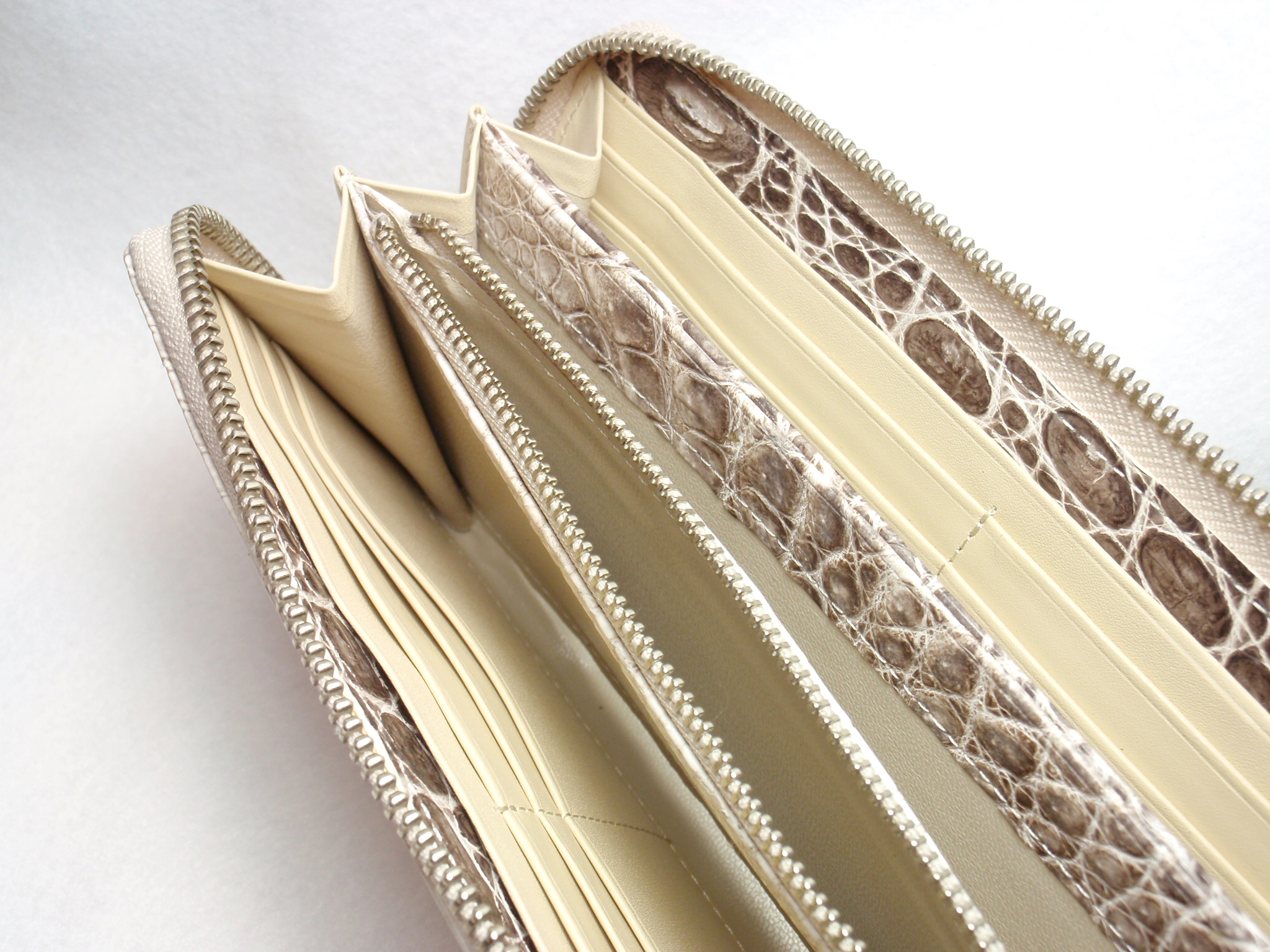 マテリアルクラウン