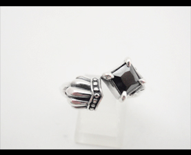 マテリアルクラウン