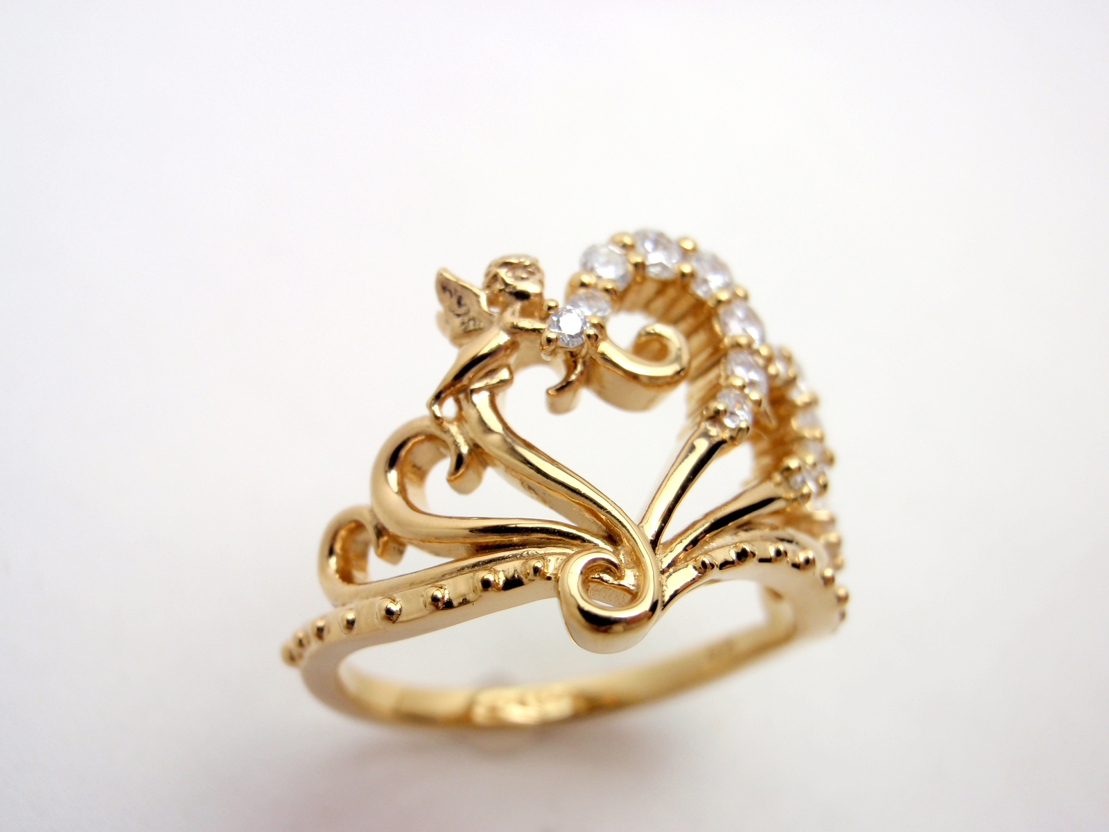 マテリアルクラウン