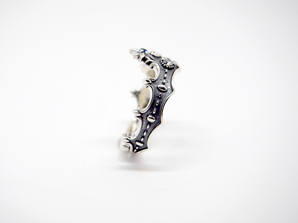 マテリアルクラウン