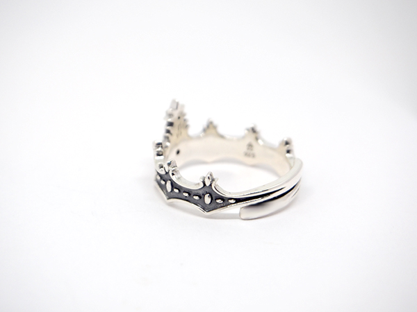 マテリアルクラウン