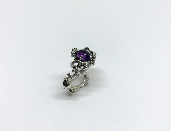 マテリアルクラウン