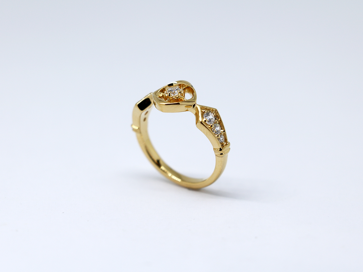 マテリアルクラウン