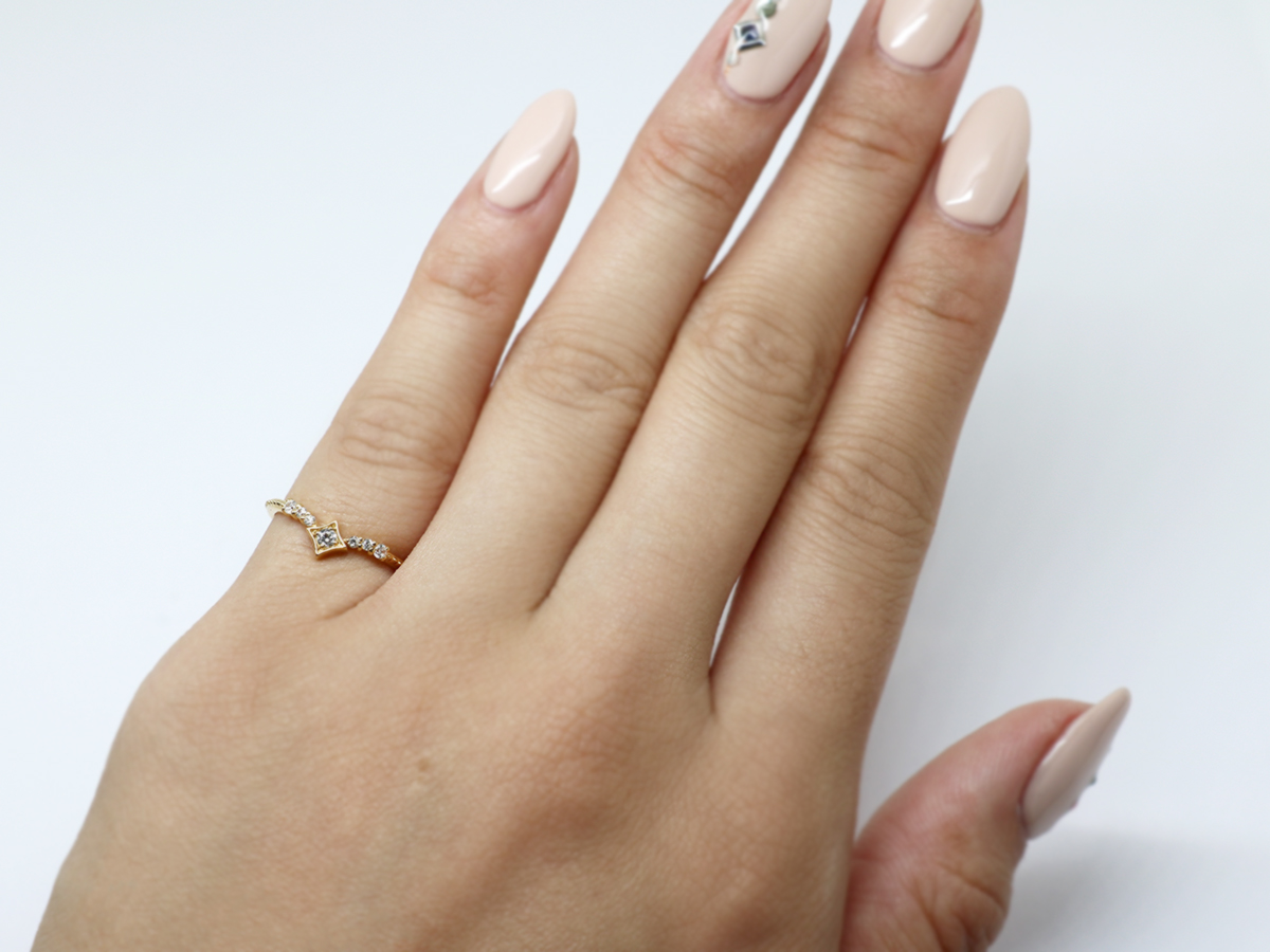 マテリアルクラウン