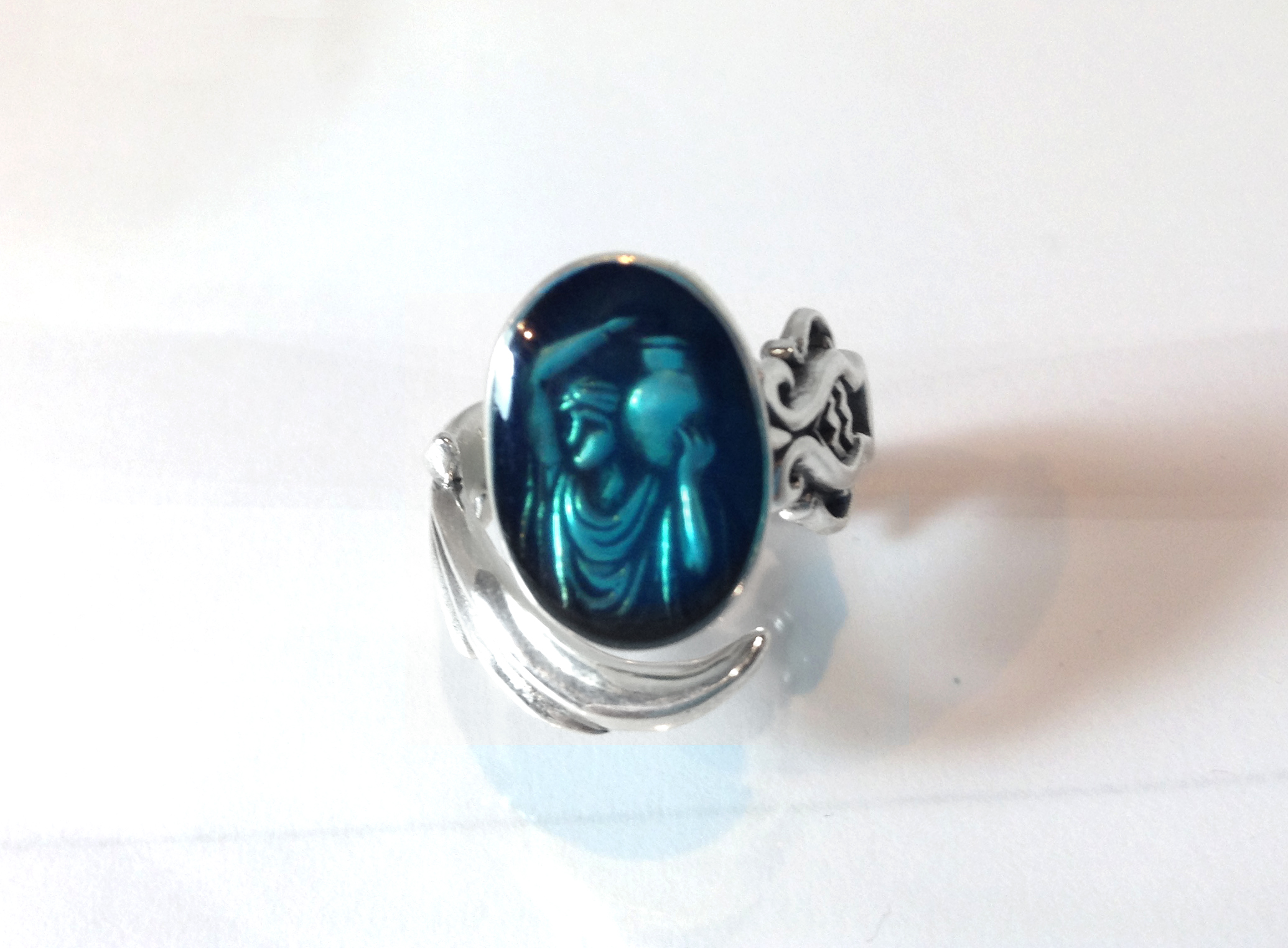 マテリアルクラウン