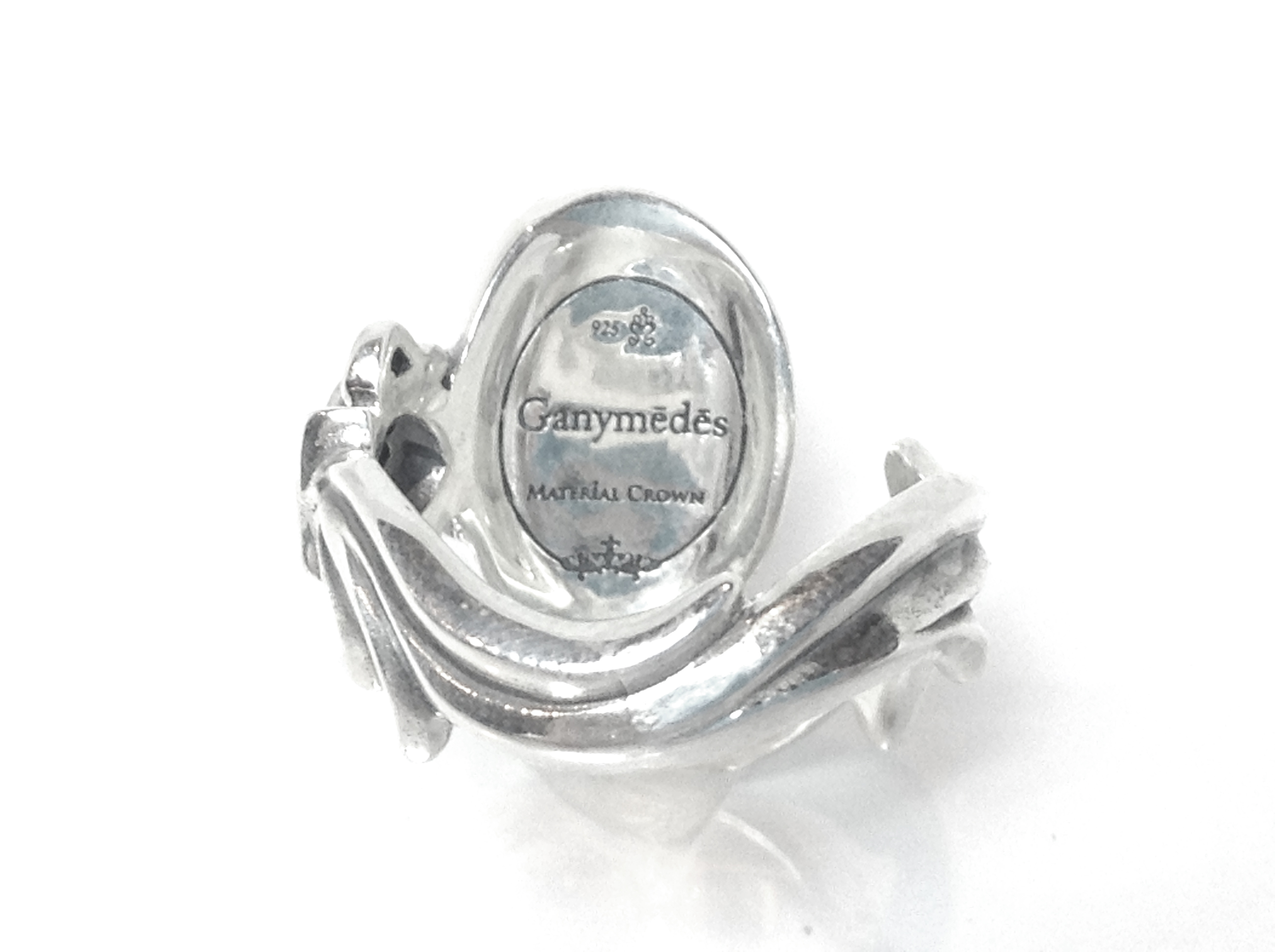 マテリアルクラウン