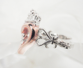 マテリアルクラウン