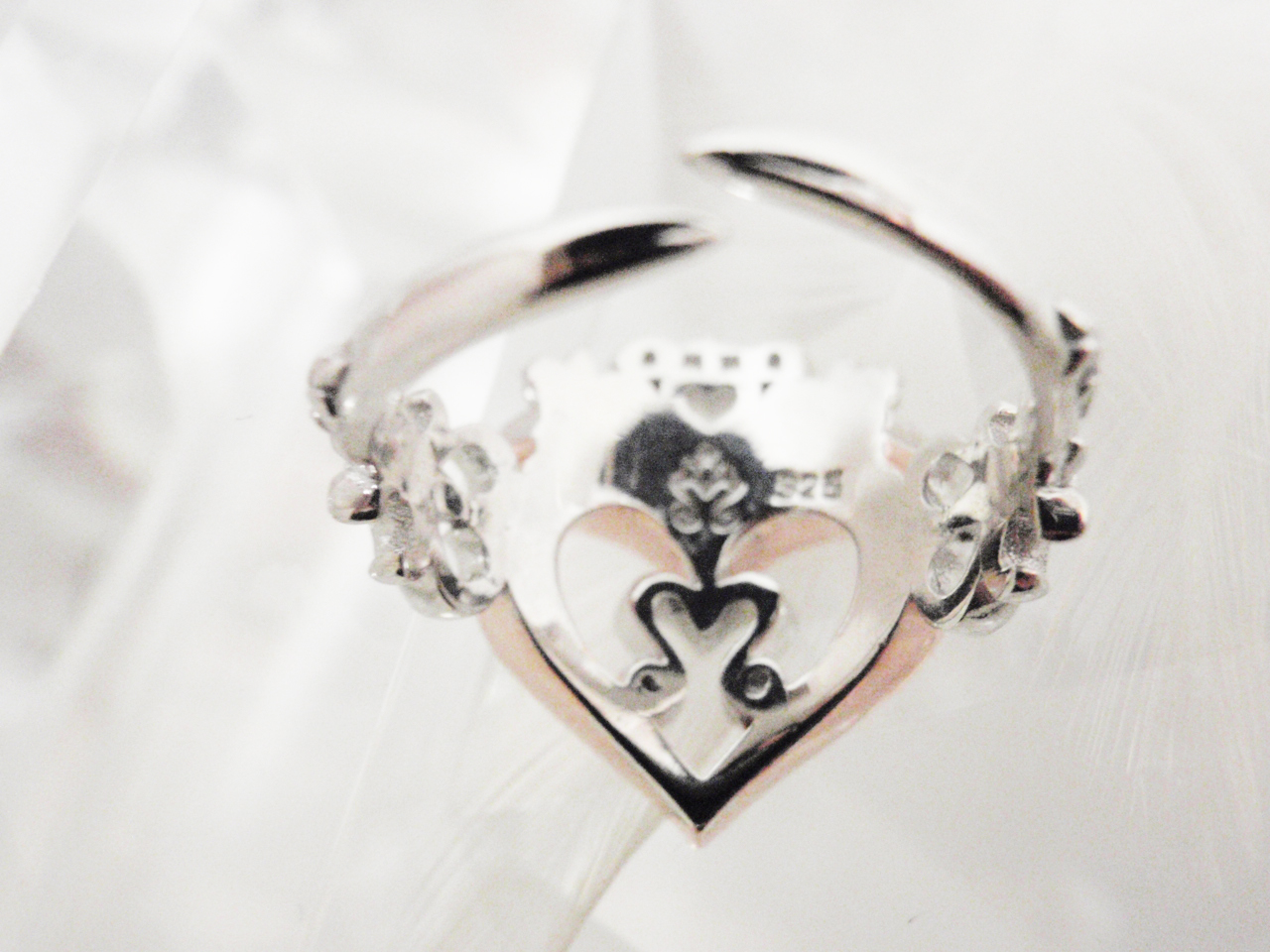 マテリアルクラウン